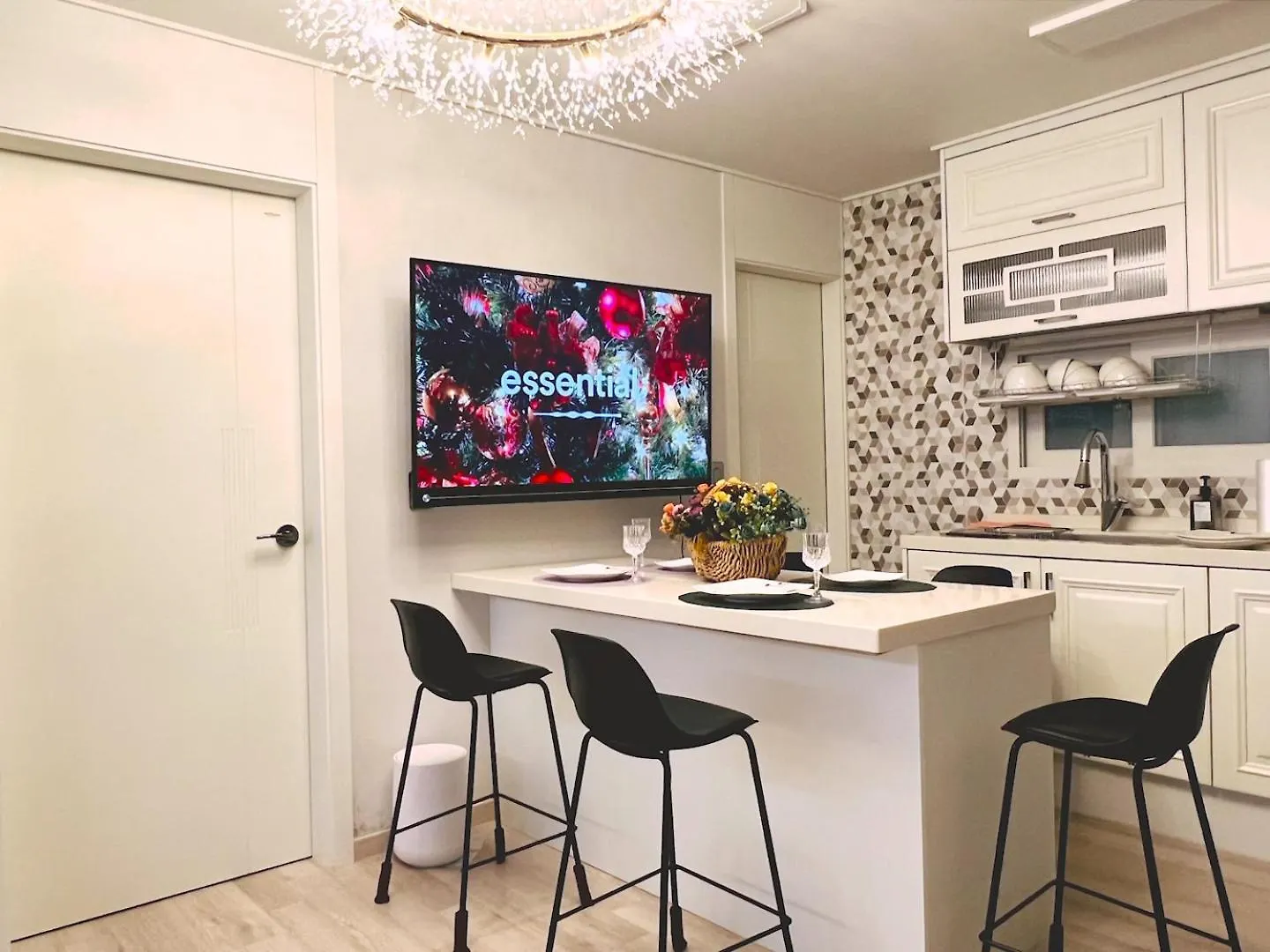 Nokbeon St 3Min, 3Room, 2Bath Seoul 0*,  South Korea