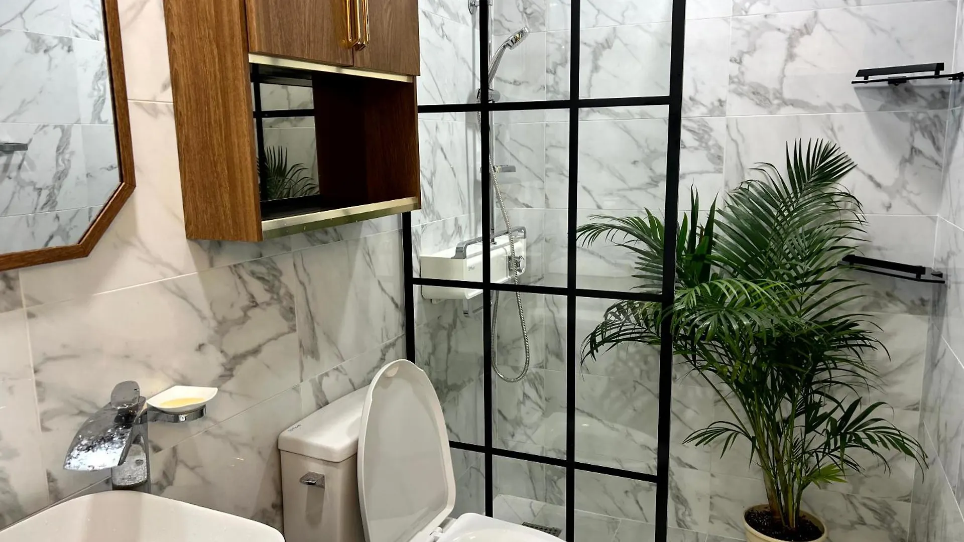 Nokbeon St 3Min, 3Room, 2Bath Seoul